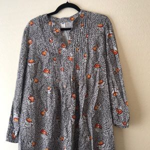 ⚠️REDUCED⚠️NEVER WORN‼️Black & White Floral Tunic